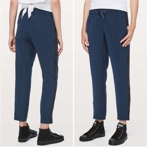 Lululemon On the Fly Pant Woven Navy Black Track Stripe 6